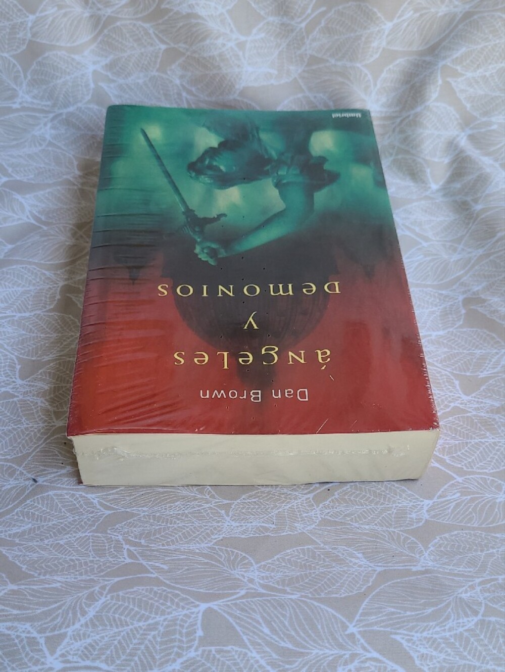 Dan Brown “Ángeles y Demonios” – Libro Nuevo – Edición en Español (Tapa Blanda) - Picture 5 of 7